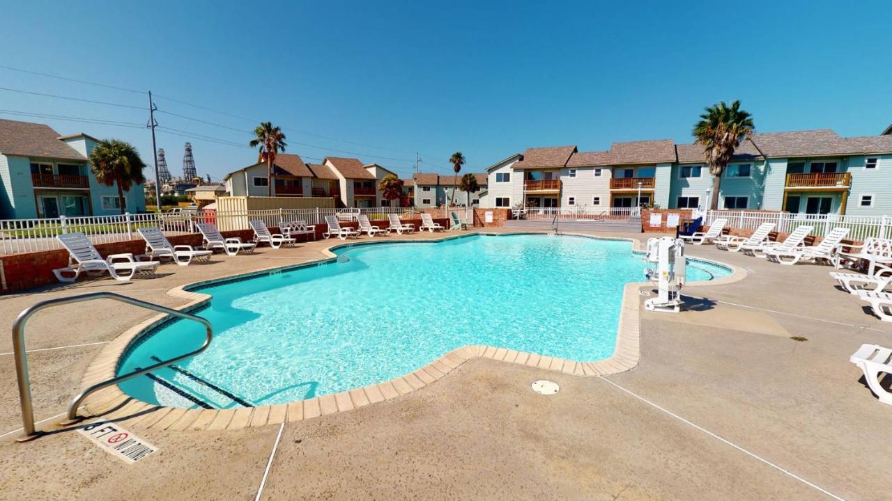 Ah-B107 Completely Remodeled Ground Floor Condo, Overlooking Poolhot Tub Port Aransas Exterior foto