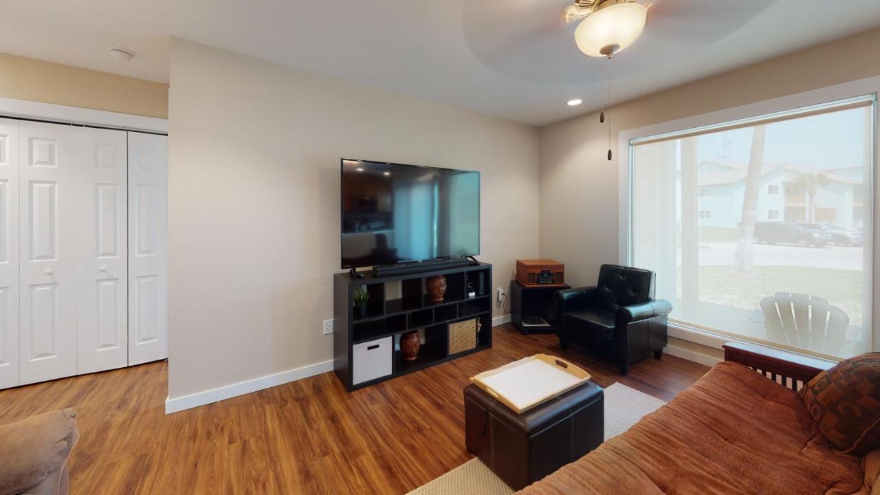 Ah-B107 Completely Remodeled Ground Floor Condo, Overlooking Poolhot Tub Port Aransas Exterior foto