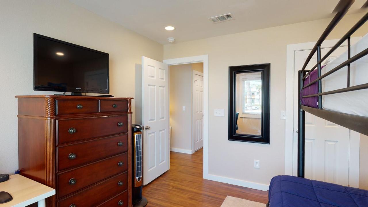 Ah-B107 Completely Remodeled Ground Floor Condo, Overlooking Poolhot Tub Port Aransas Exterior foto