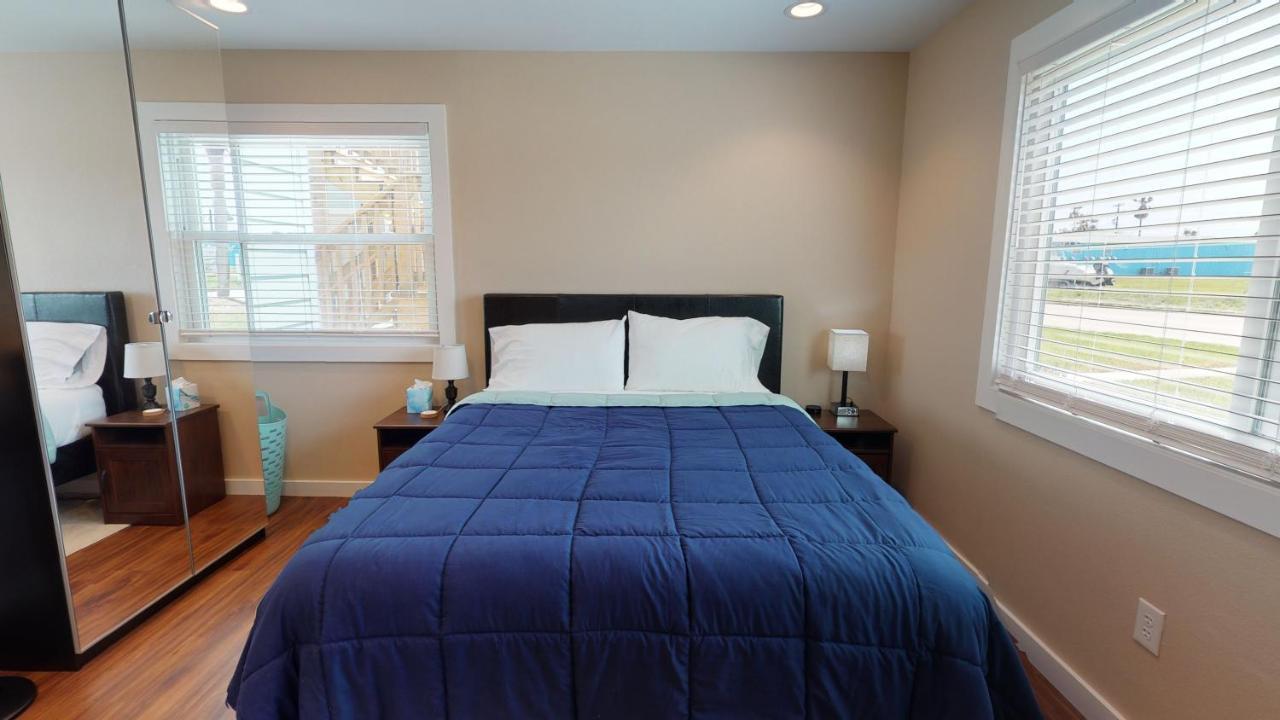 Ah-B107 Completely Remodeled Ground Floor Condo, Overlooking Poolhot Tub Port Aransas Exterior foto