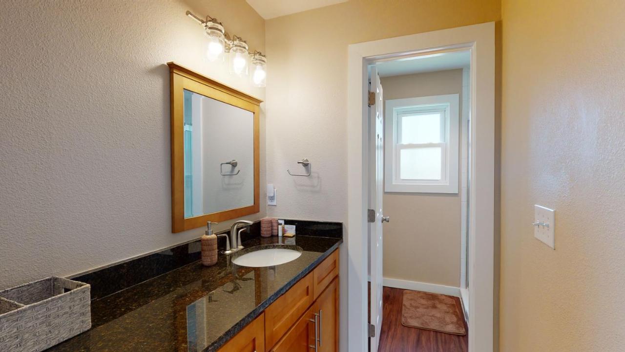 Ah-B107 Completely Remodeled Ground Floor Condo, Overlooking Poolhot Tub Port Aransas Exterior foto